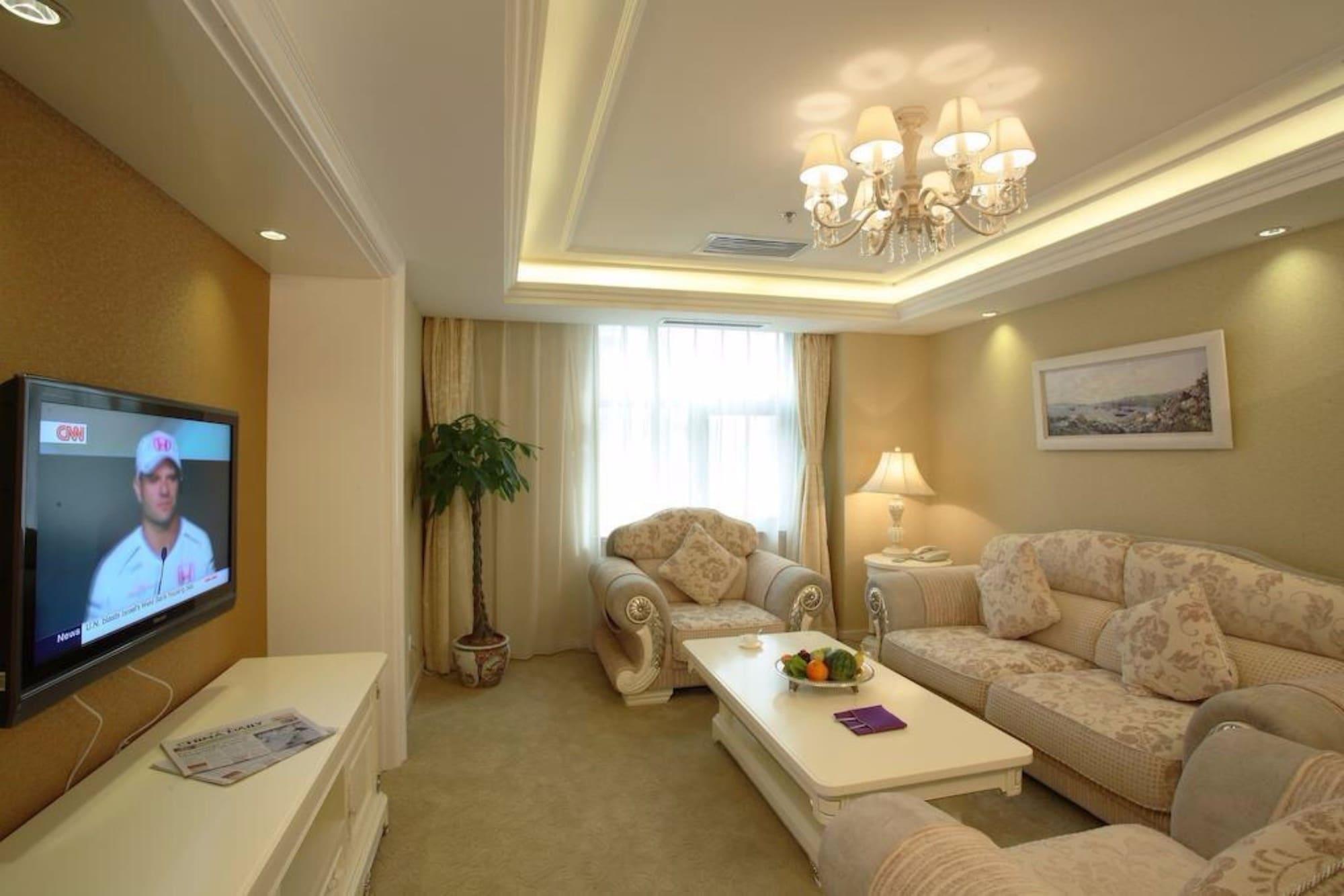Oriental Garden Hotel 4*