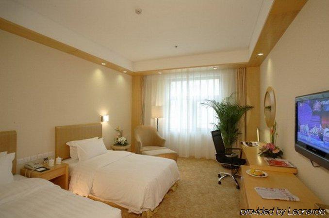 Oriental Garden Hotel 4*