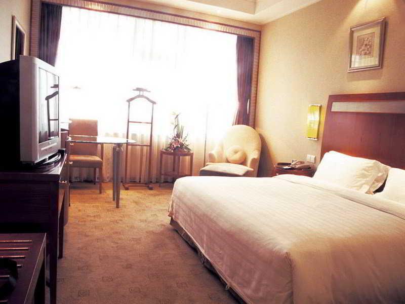 Hotel Oriental Garden 4*