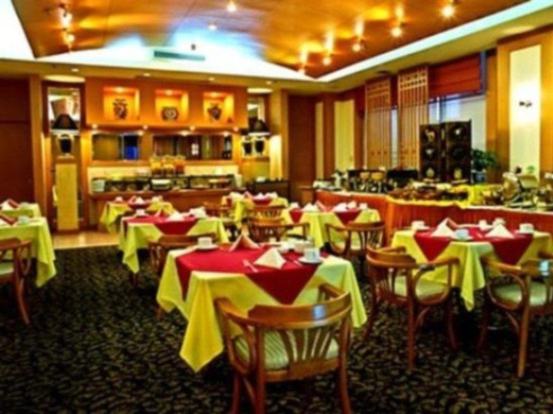 Hotel Oriental Garden Beijing
